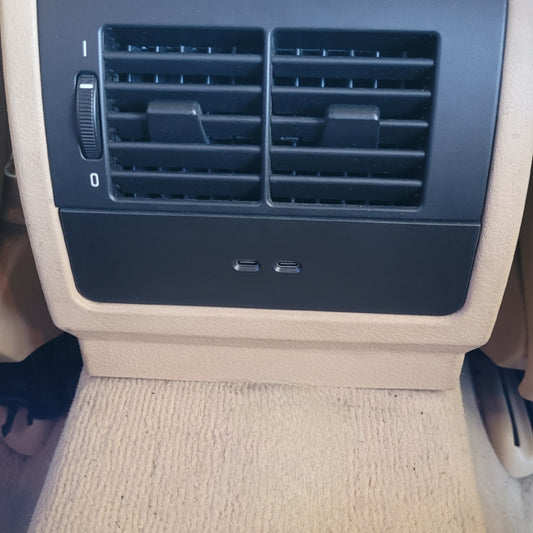 BMW E39 65W PD Dual Port Super Fast Charger / Rear Passenger